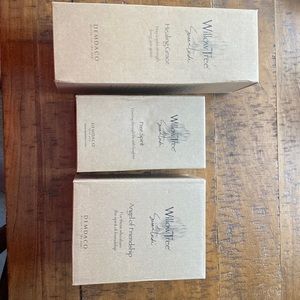 Lot of 3 Willow Tree collector pieces.  In box.